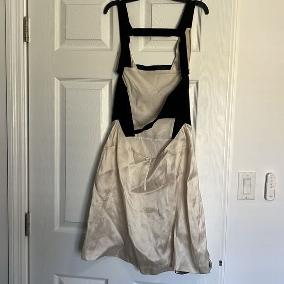 Helmut Lang Tuxedo Dress - in VOGUE - Size 8 - LIKE NEW - Open Back - Picture 5 of 6